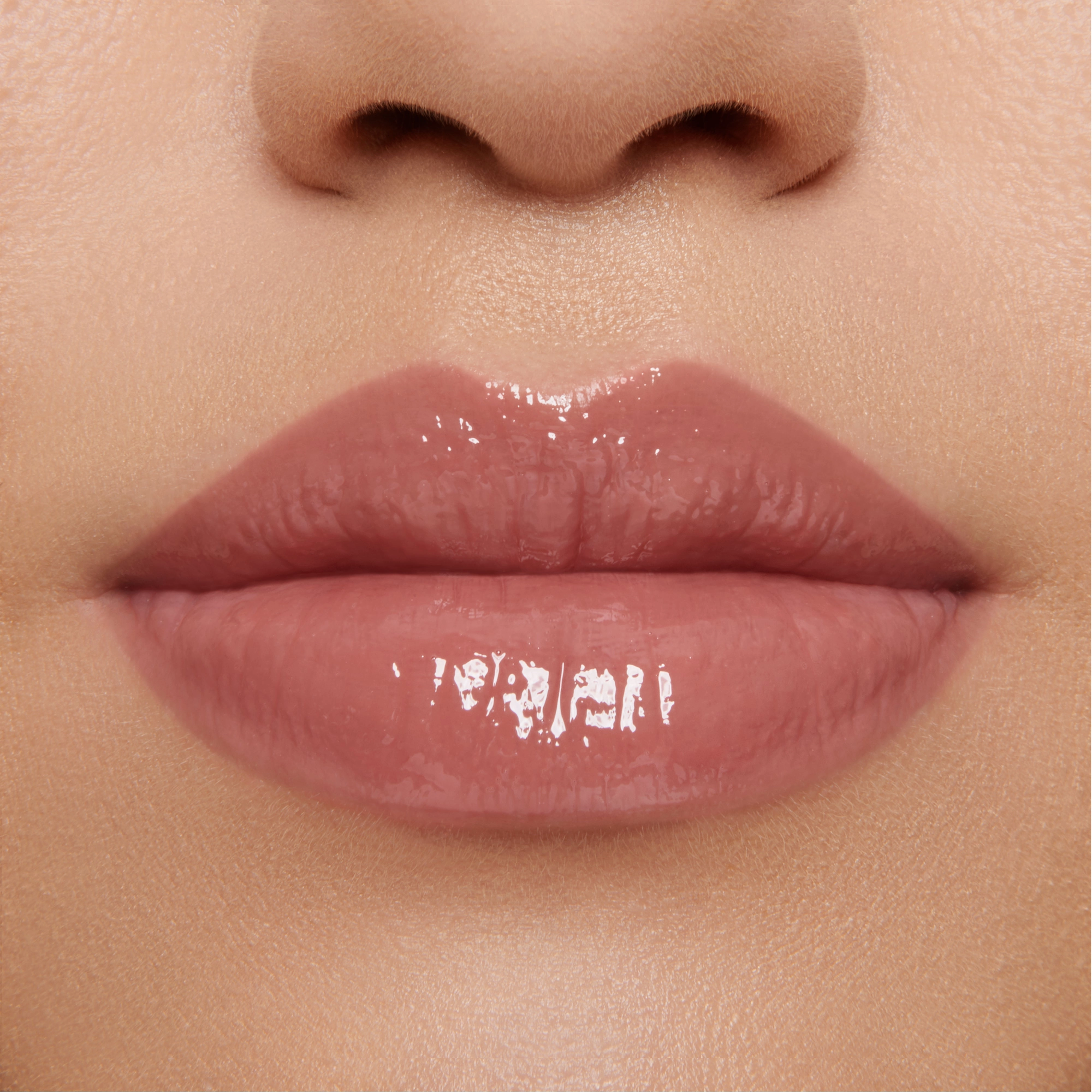 Muse (Gloss Embrace Lip Gloss)
