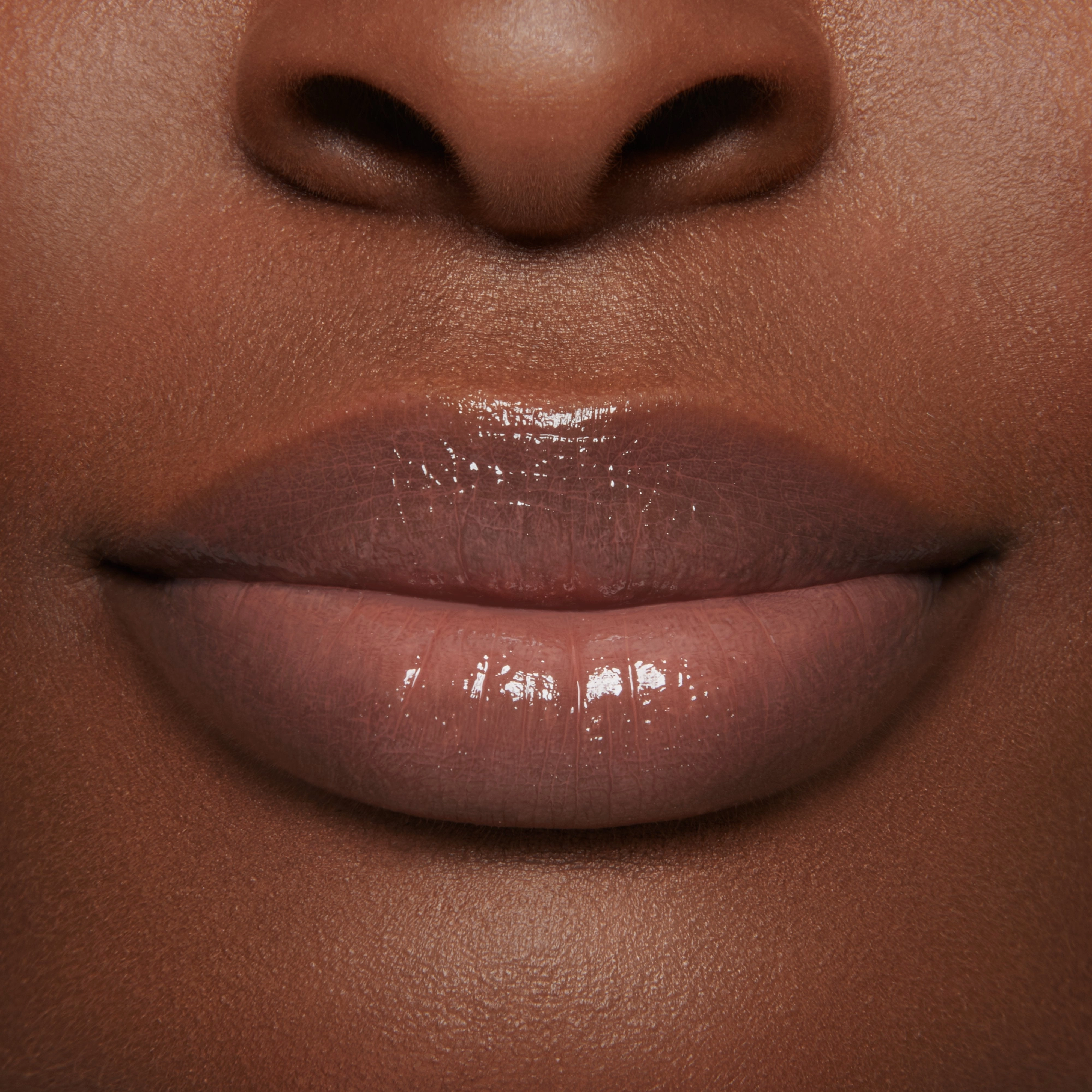 Muse (Gloss Embrace Lip Gloss)