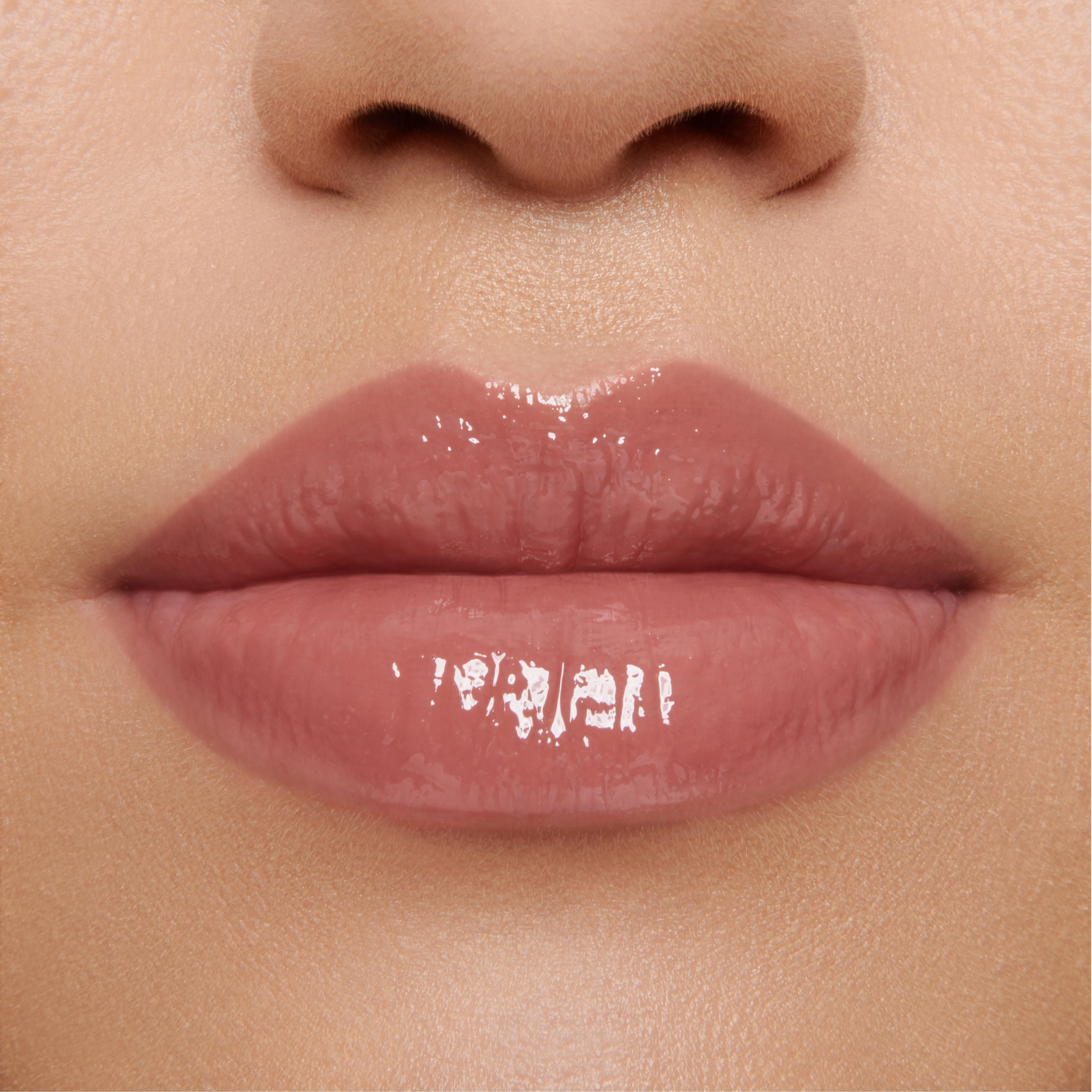 Muse (Gloss Embrace Lip Gloss)