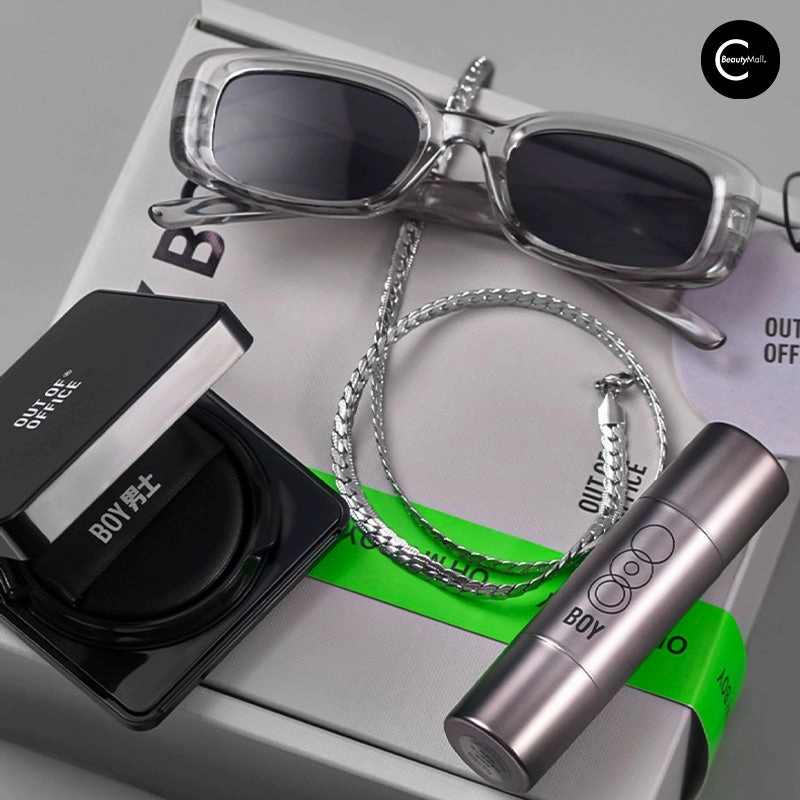 OUT OF OFFICE Men’s Undetectable Makeup Sets
