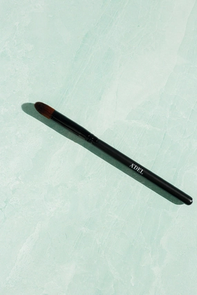 Pointed Eye Contour