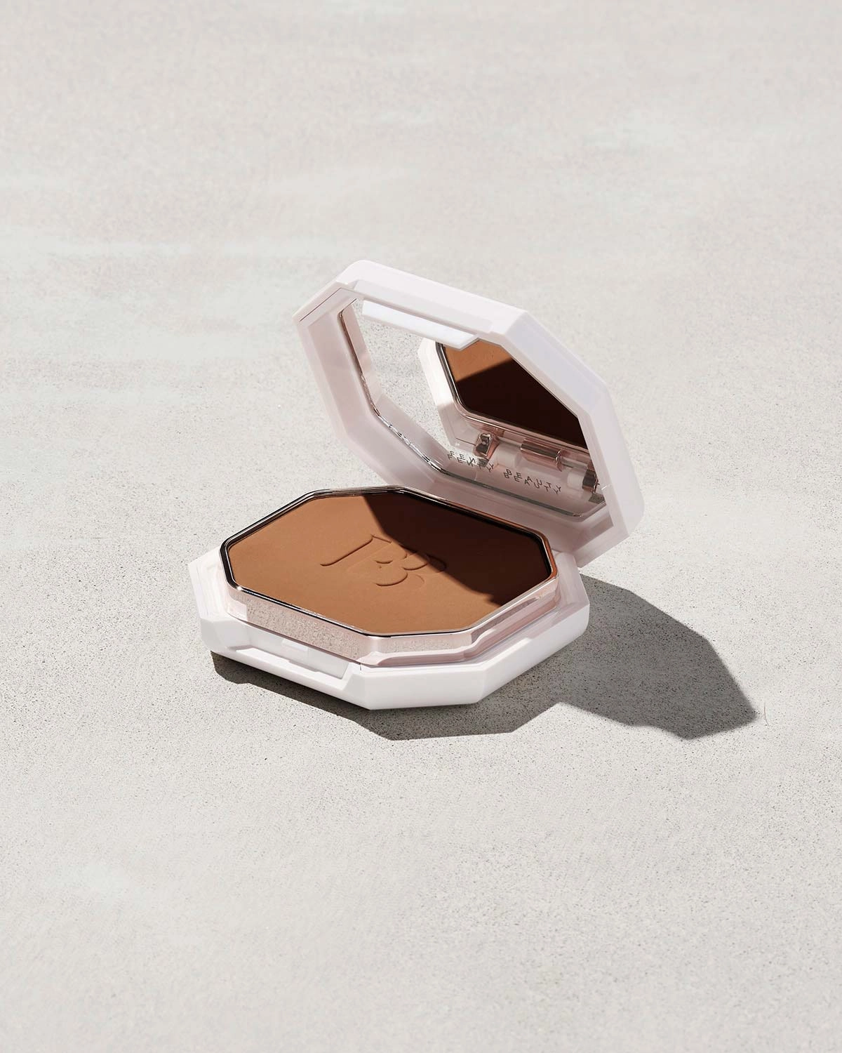 Pro Filt'r Soft Matte Powder Foundation — #350