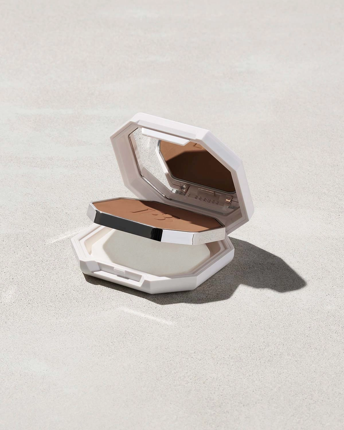 Pro Filt'r Soft Matte Powder Foundation — #400