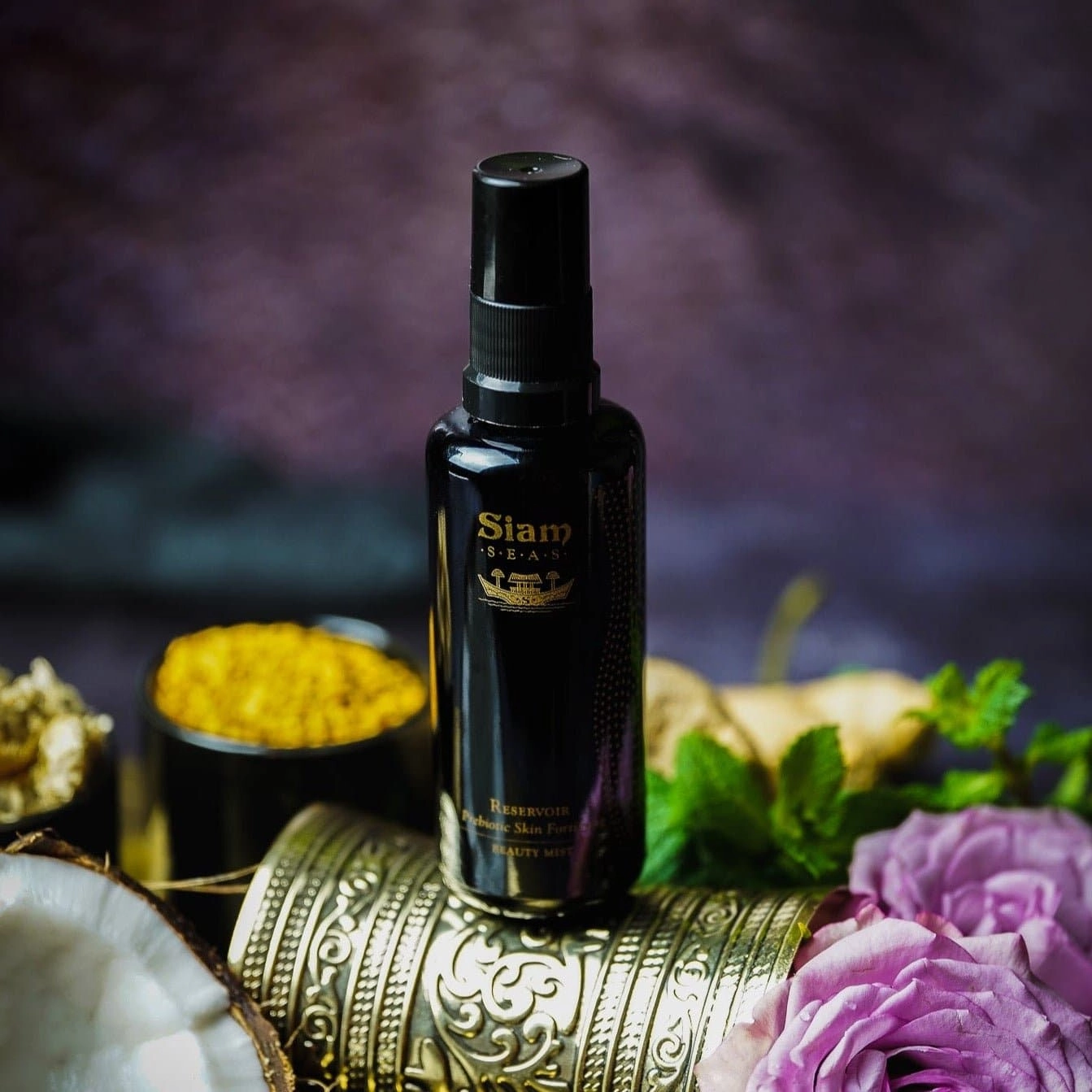 Reservoir Prebiotic Skin Fortifying Mist